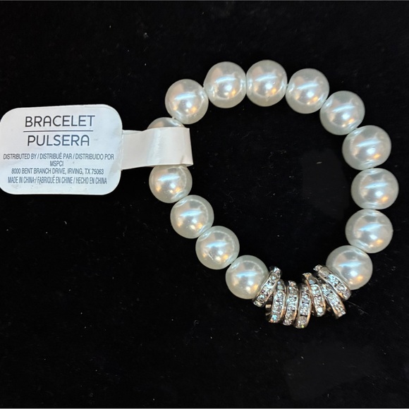 Jewelry - NWT Meridian Stretch Bracelet Faux Pearl and Rhinestones